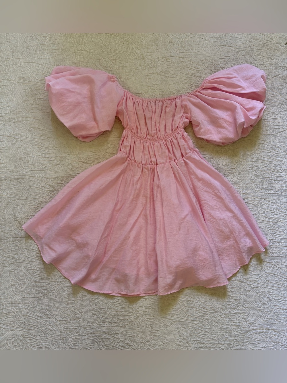 Women’s Pink Puff-Sleeve Smocked Dress by Princess Polly - size 4